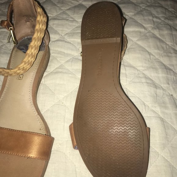 Sperry Sandals - Picture 4 of 4